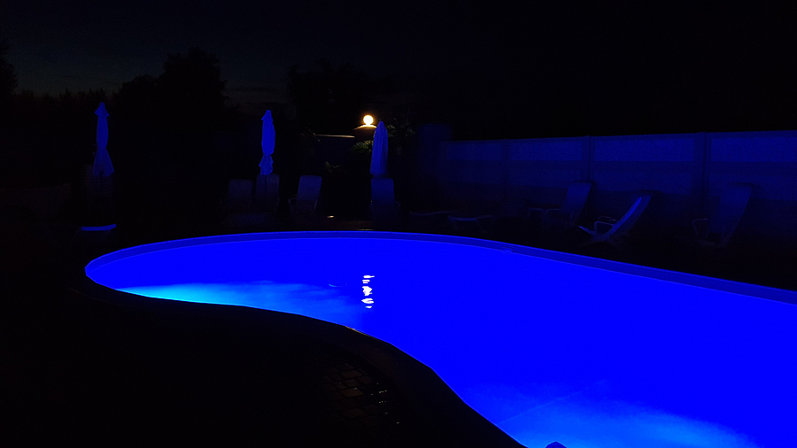 LED Color-Changing Pool Lights