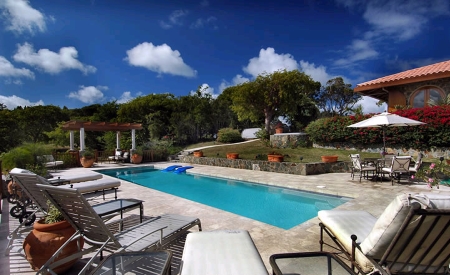 5 Reasons to Buy a Pool in Winter
